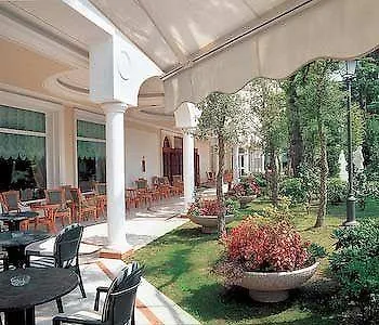 אבנו טרמה Hotel Due Torri