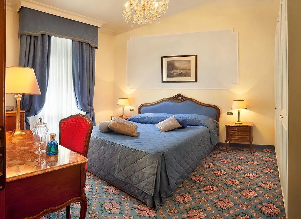 Hotel Due Torri Abano Terme 5*,